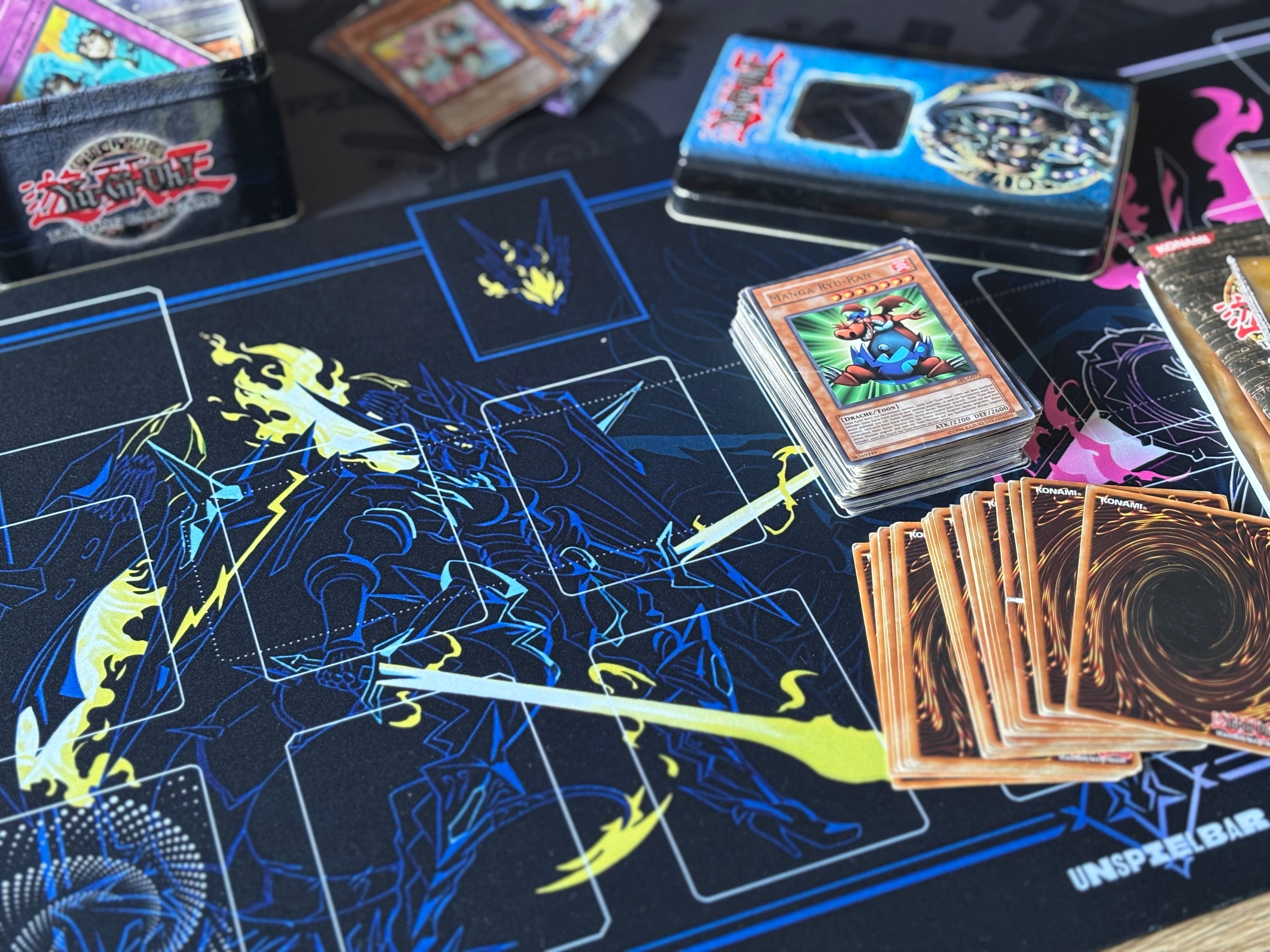 Custom Playmats für dein Lieblings-TCG – handgemacht von UNSPIELBAR