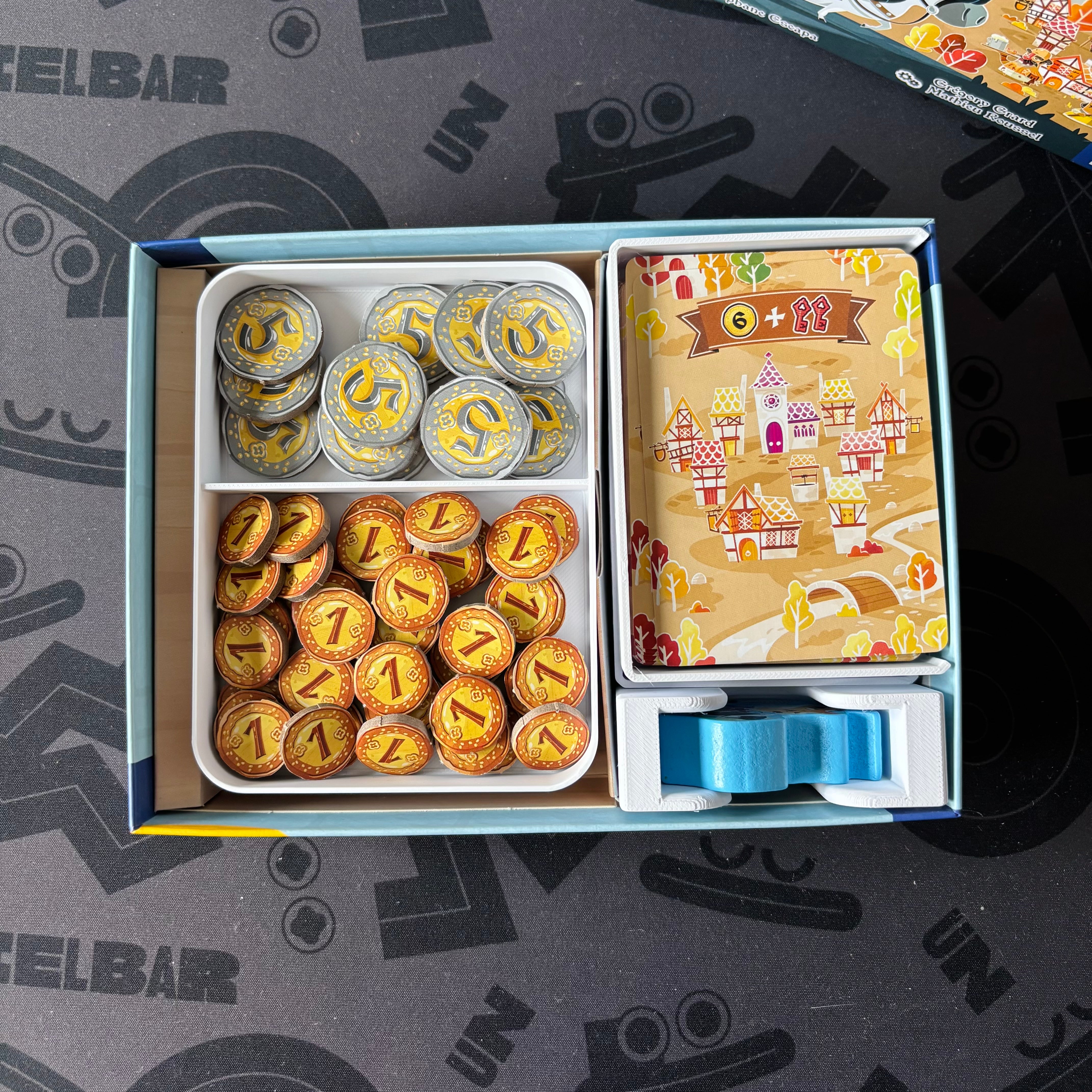 "COMBO CASTLE" insert + card holder