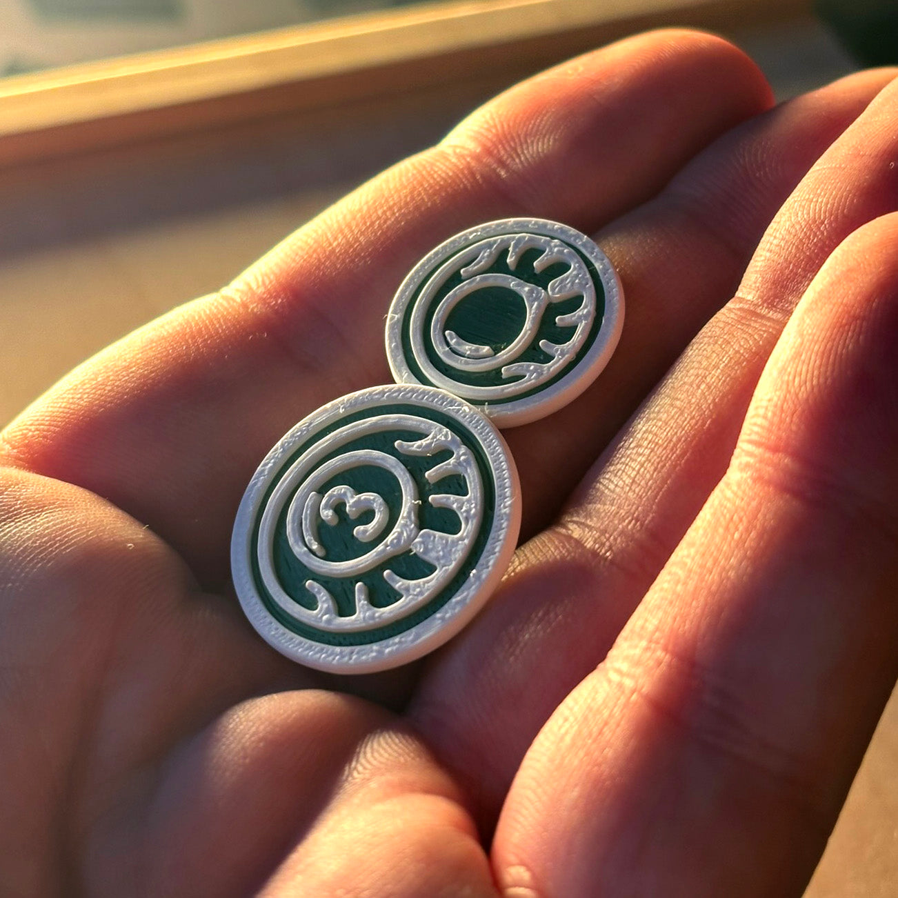 "ARKHAM HORROR: DAS KARTENSPIEL" 3D Hinweis-Token Set