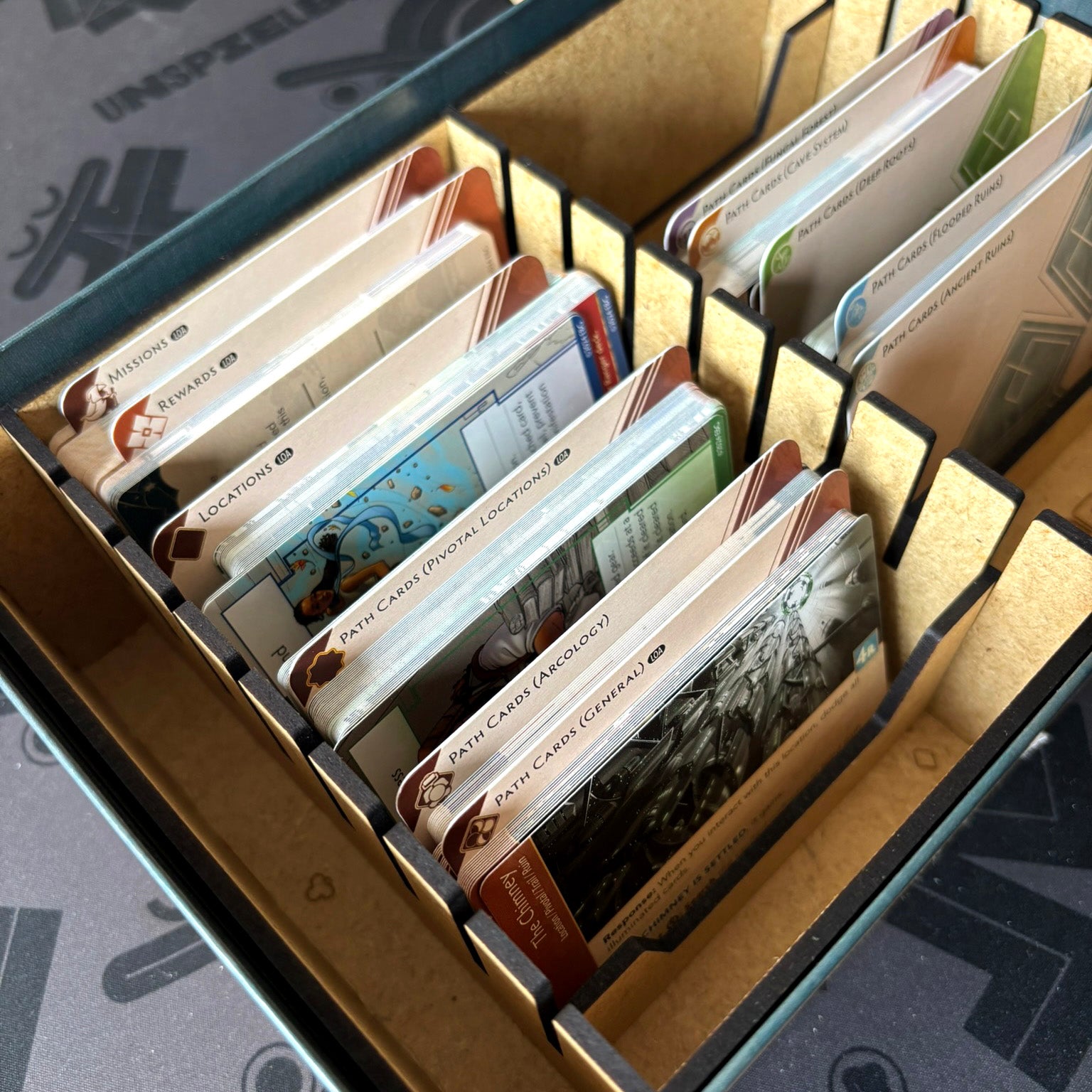 "EARTHBORNE RANGERS" Holz Insert [Legacy of the Ancestors]