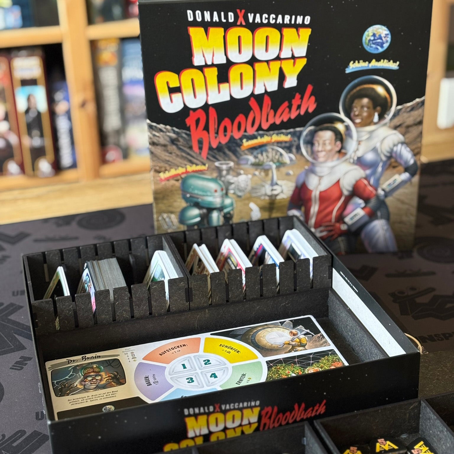 "MOON COLONY BLOODBATH" Holz Insert [Grundspiel]