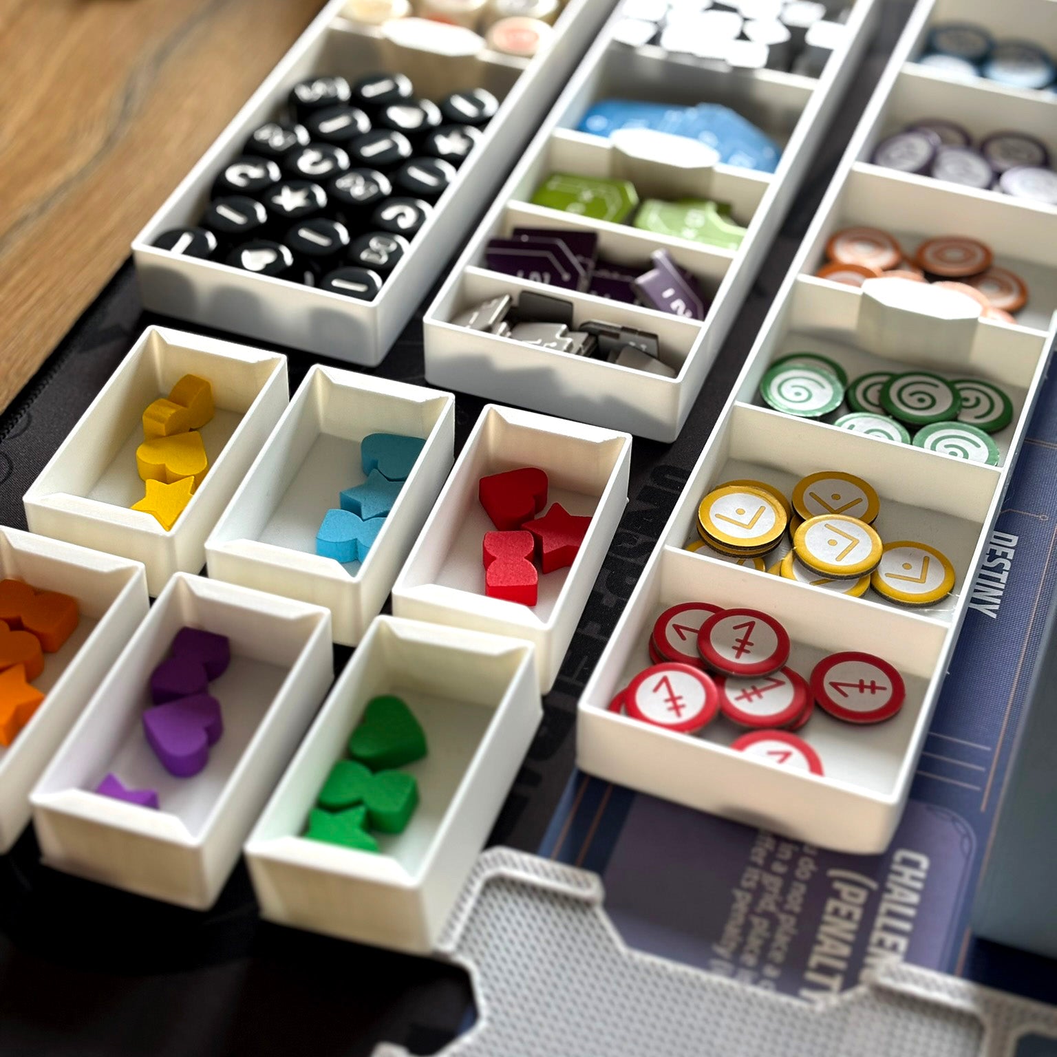 "VANTAGE" Premium Insert + Player Boards [Grundspiel]