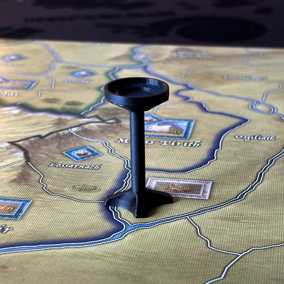 "DER RINGKRIEG" Premium Ringgeister Standee Set