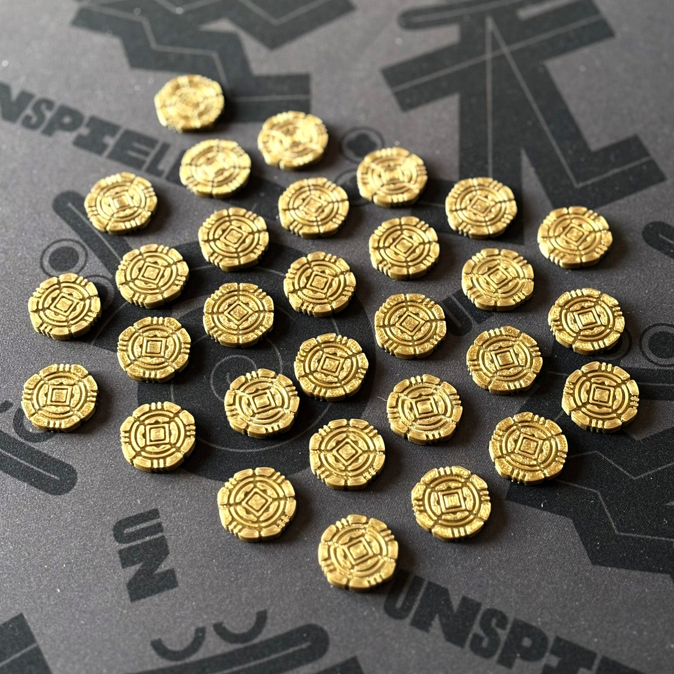 "DIE VERLORENEN RUINEN VON ARNAK" Premium Token Set (Münzen & Kompasse)