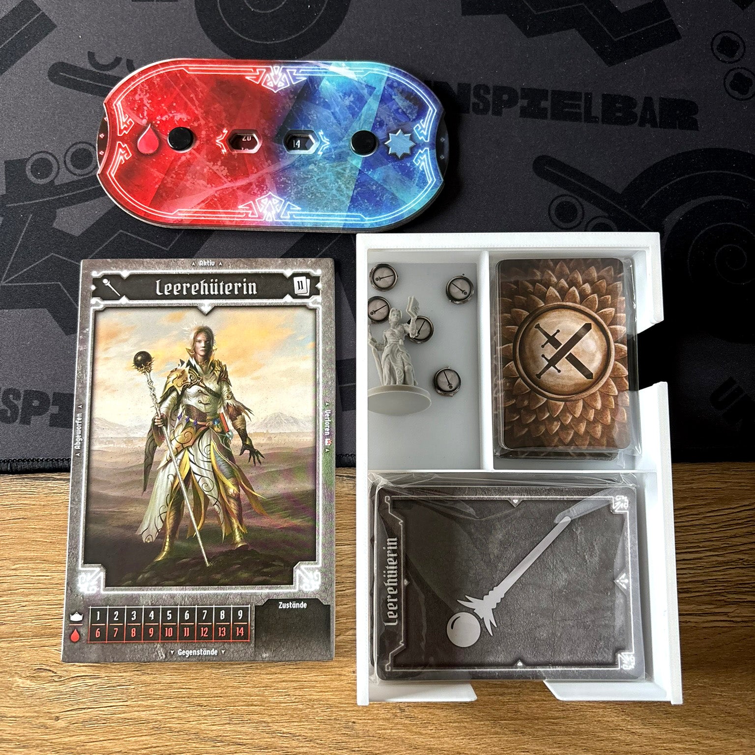 "GLOOMHAVEN: DIE PRANKEN DES LÖWEN " Insert