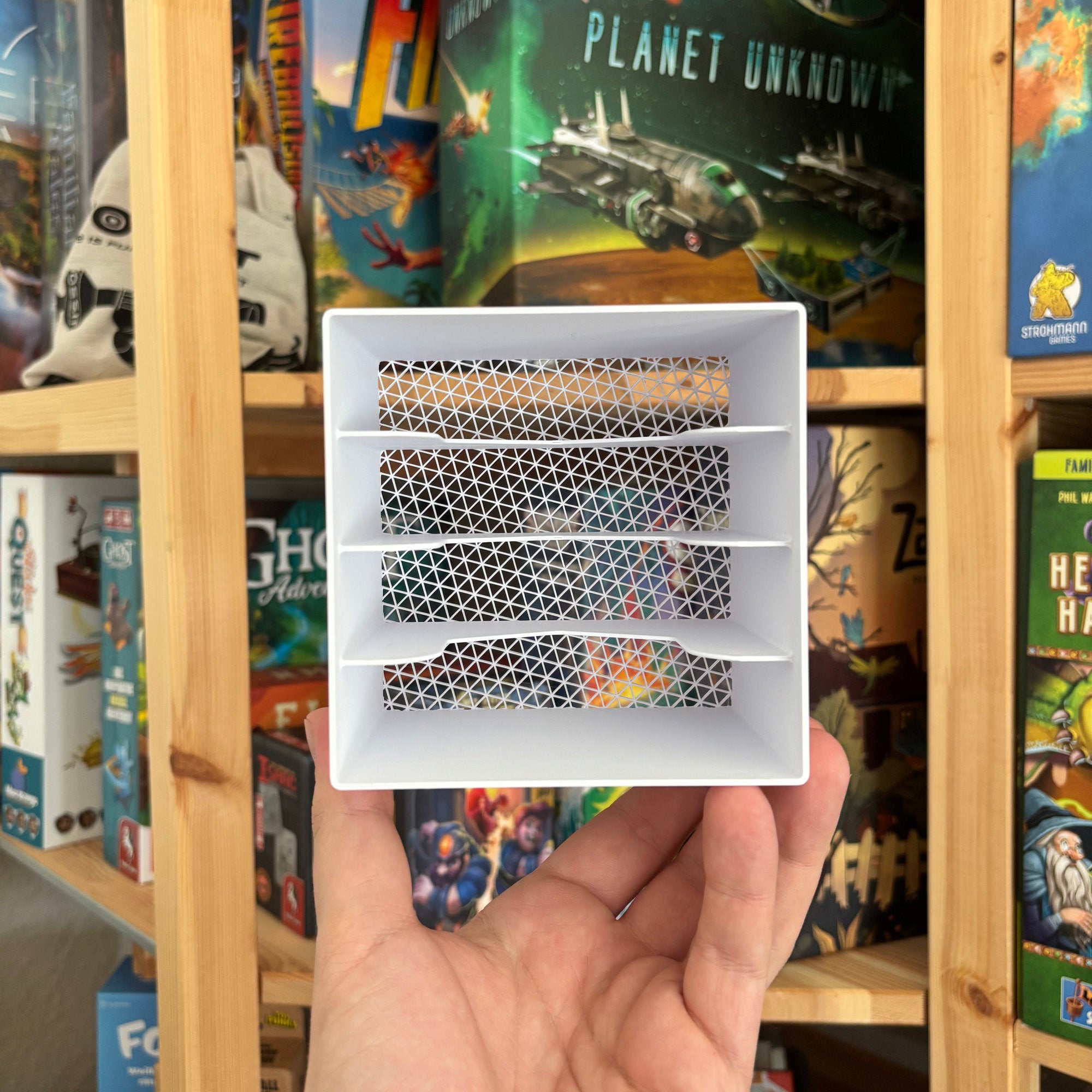 "RASTER 111" IKEA Kallax Kartenspiel Organizer [Amigo / Kosmos / Frosted Games]