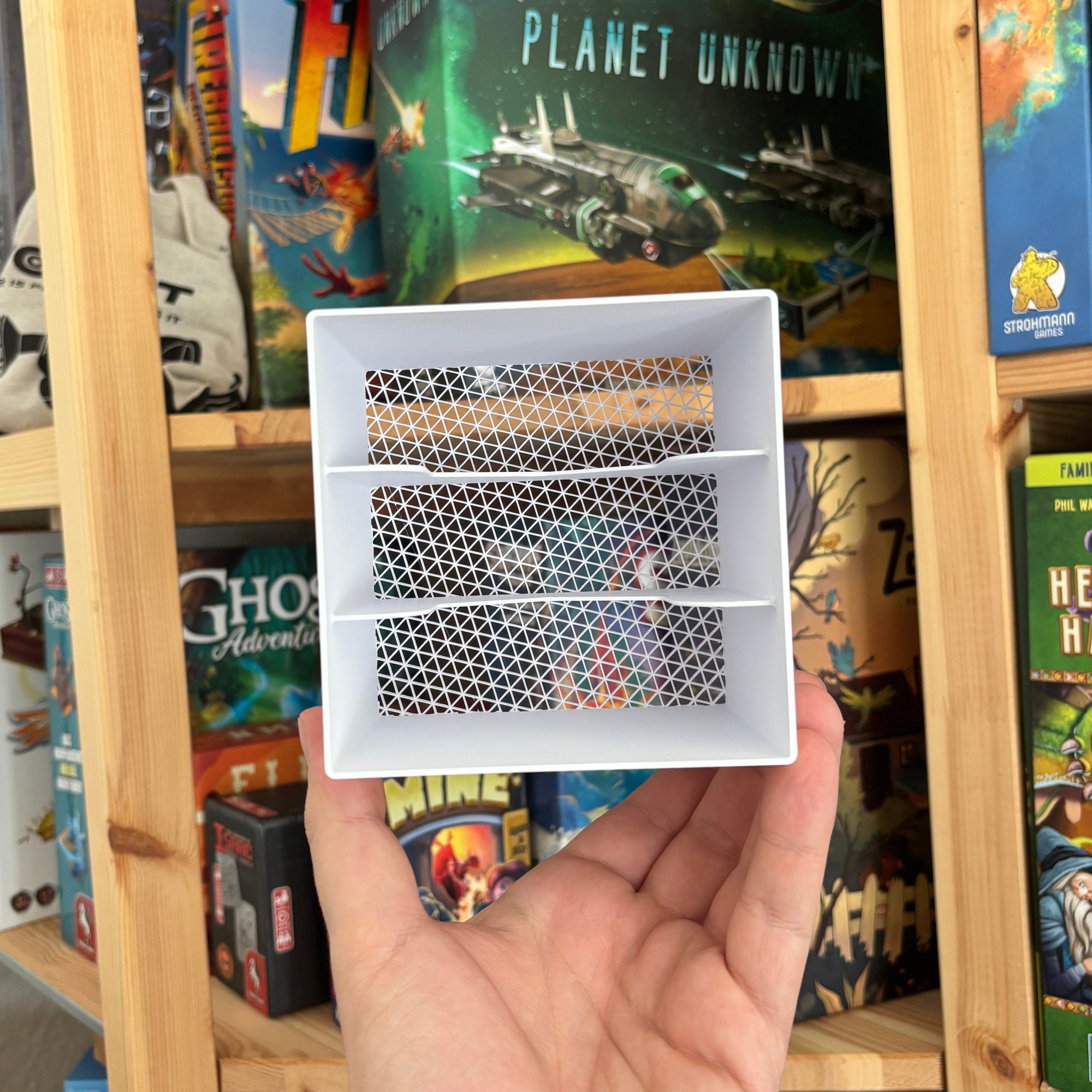 "RASTER 111" IKEA Kallax Kartenspiel Organizer [Amigo / Kosmos / Frosted Games]