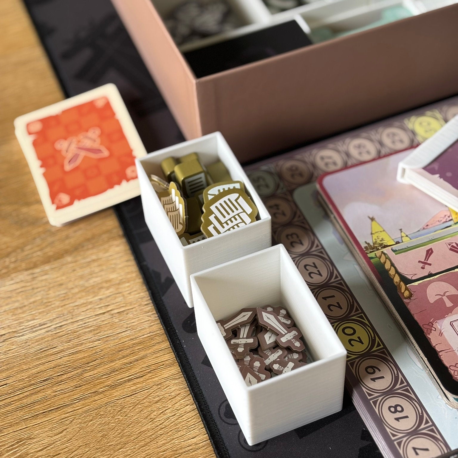 "NAVORIA" insert + card holder